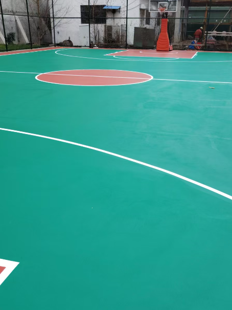 将乐 球场长期使用易出现地面开裂